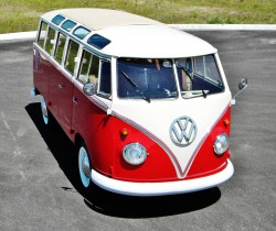 VW Kombi 75 - Réplica Samba 60 - VENDIDA